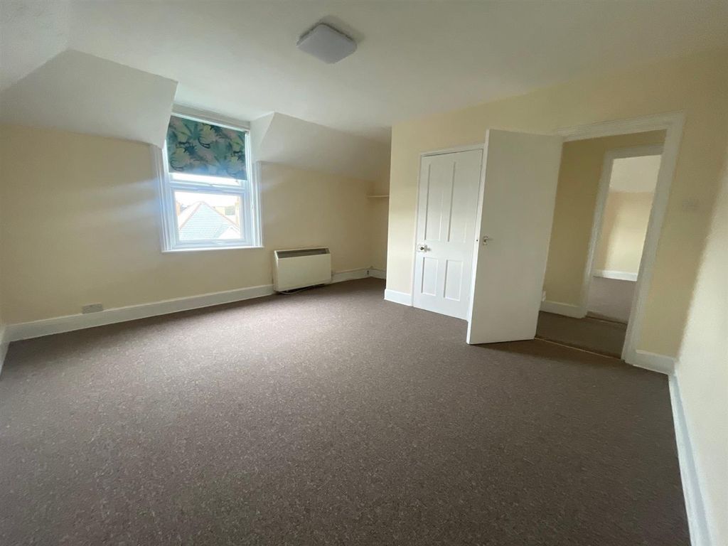 Property photo 2 of 8 Recpt1.Jpg