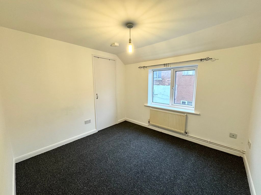 Property photo 1 of 34