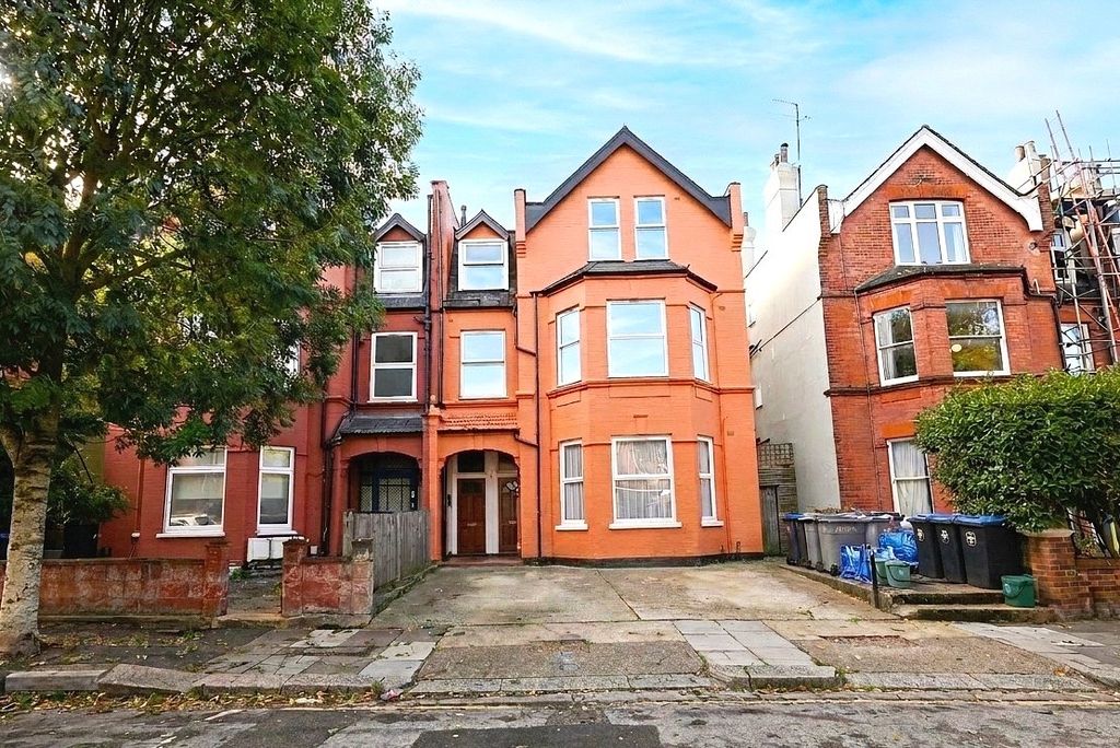 Property photo 3 of 13 Picture No. 29