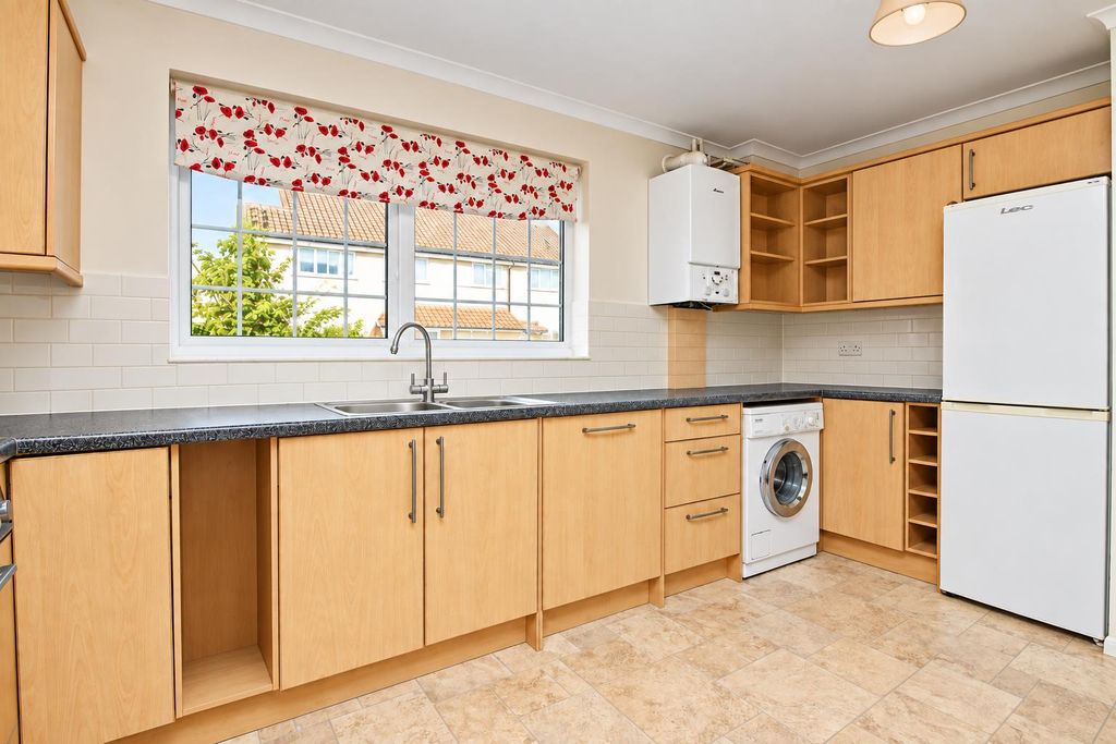 Property photo 2 of 8 2.Png
