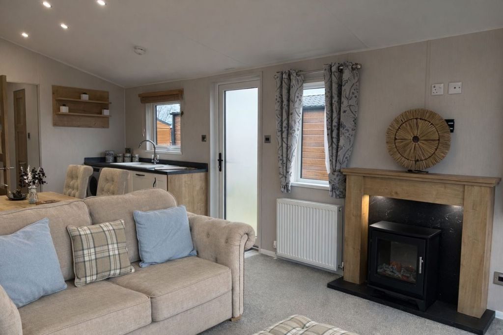 Property photo 1 of 9 Uuyox696646c5E74F4.Jpg