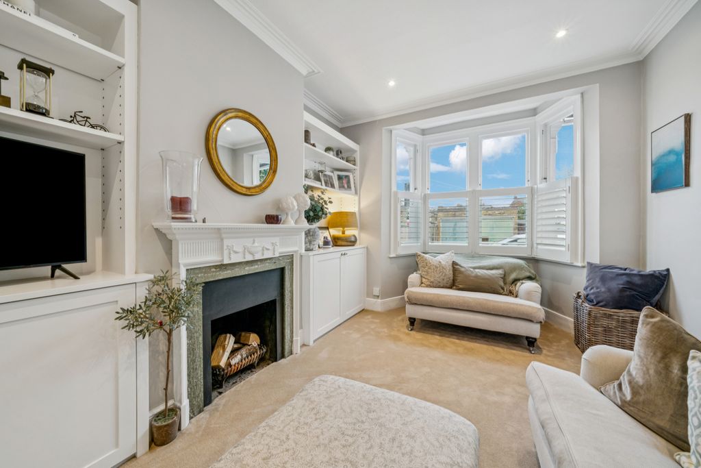 Property photo 2 of 15 Picture No. 16