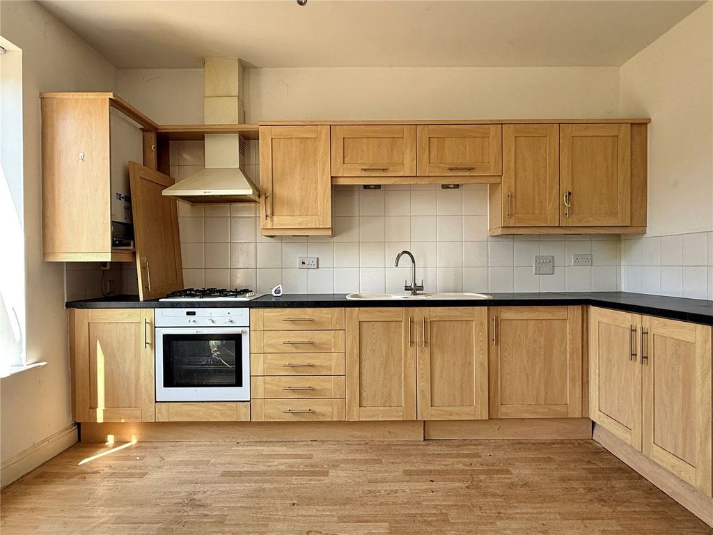 Property photo 2 of 12 Picture No. 08