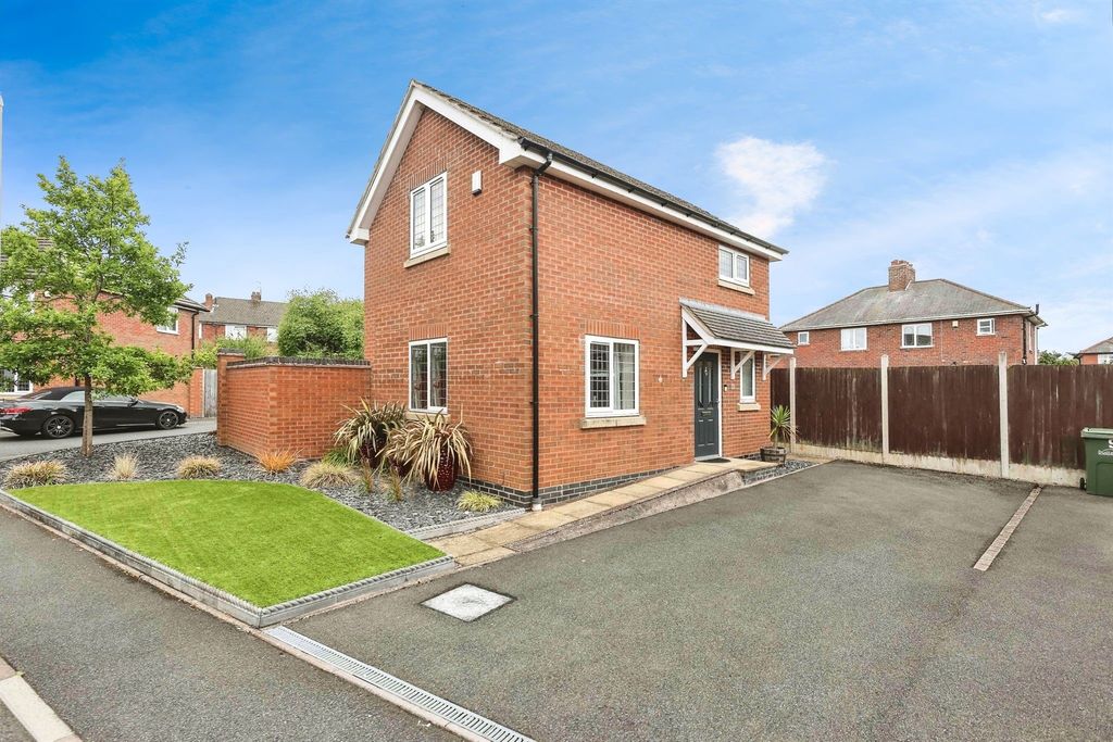 Property photo 1 of 15