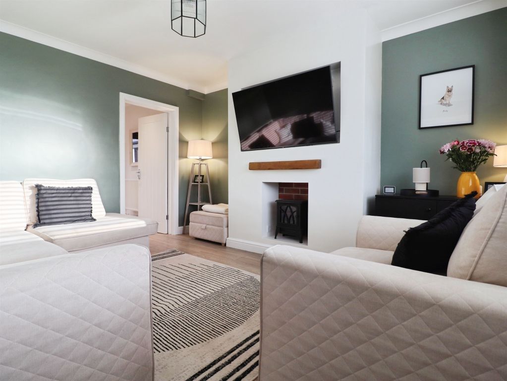 Property photo 2 of 19