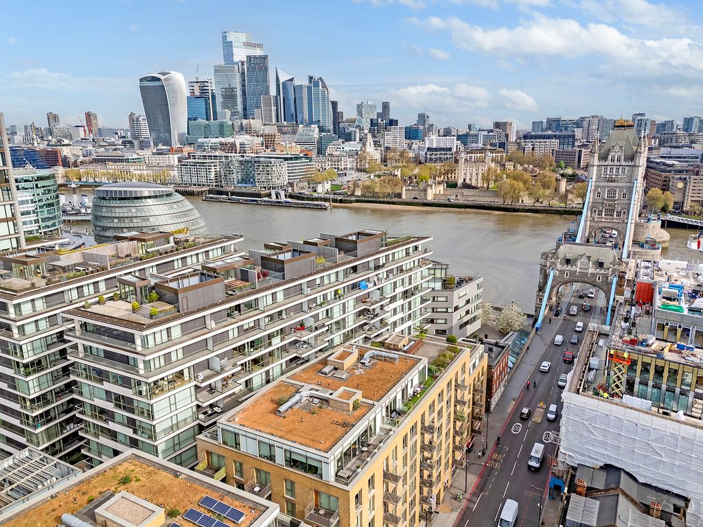 Property photo 2 of 23