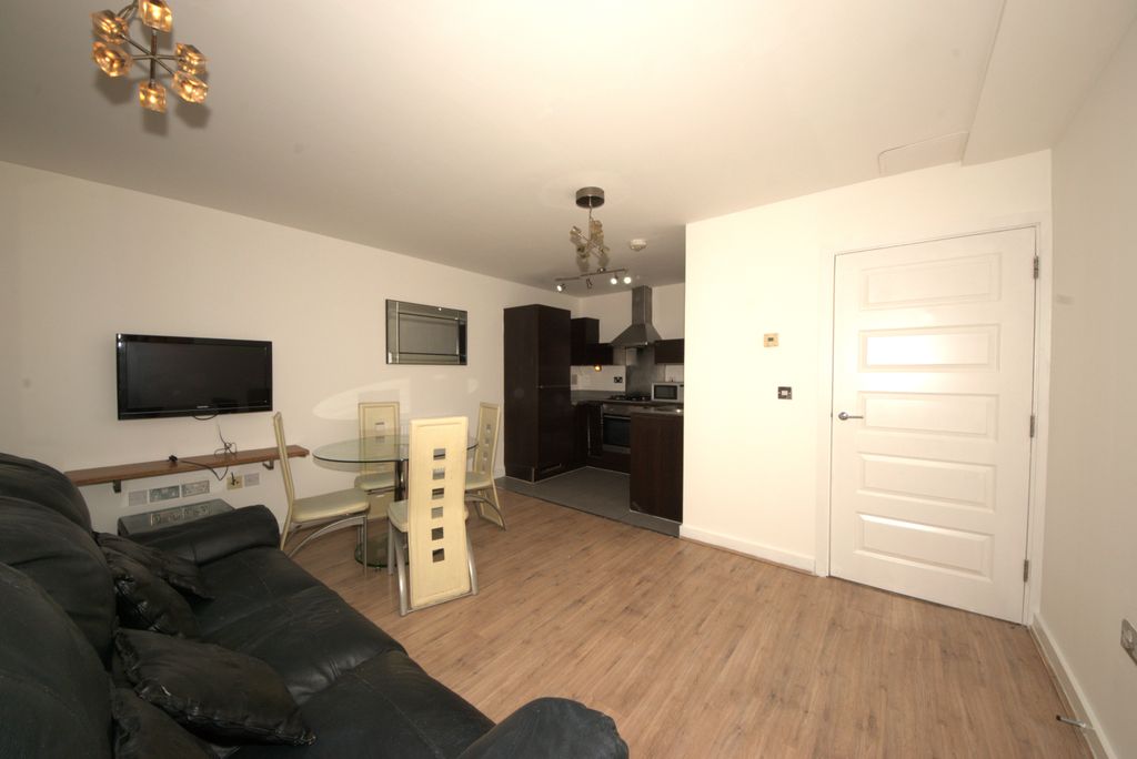 Property photo 3 of 8 Dsc_0720[1]