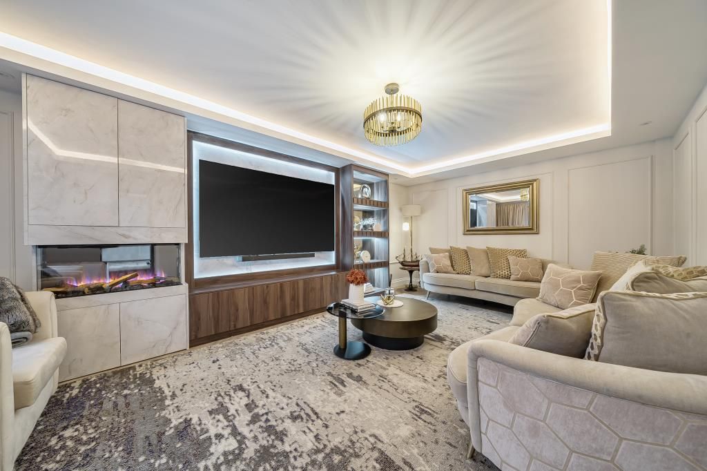 Property photo 2 of 22 Reception Room