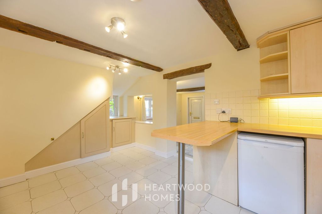 Property photo 3 of 22