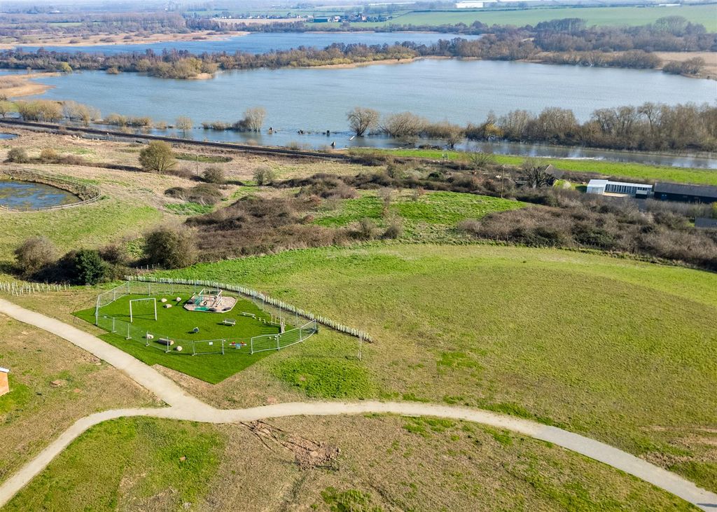 Property photo 2 of 35 Dji_0649-Hdr-Edit.Jpg
