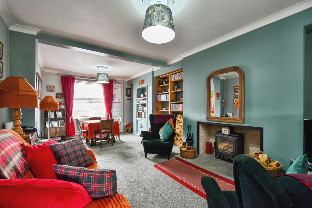 Property photo 3 of 19 Pbox-Img.Jpg