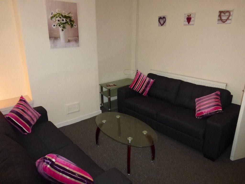 Property photo 2 of 16 (Main)