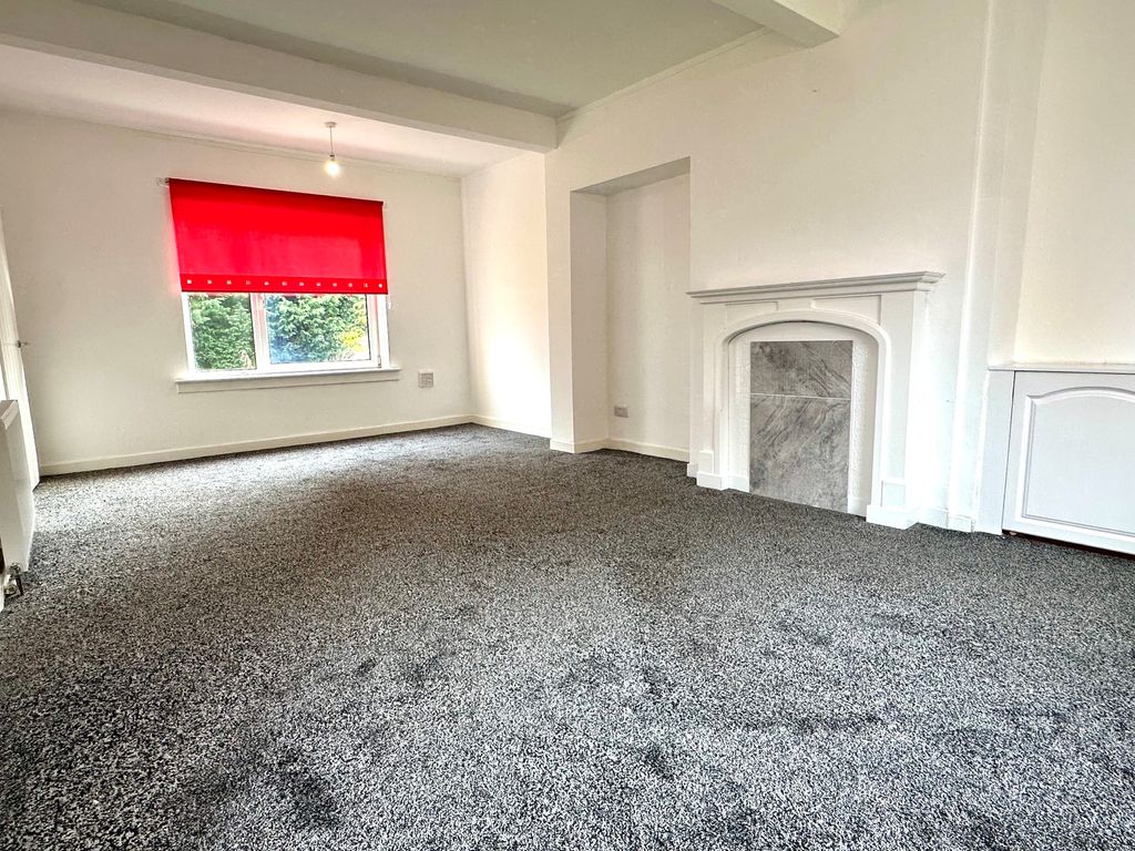 Property photo 3 of 10 Lounge