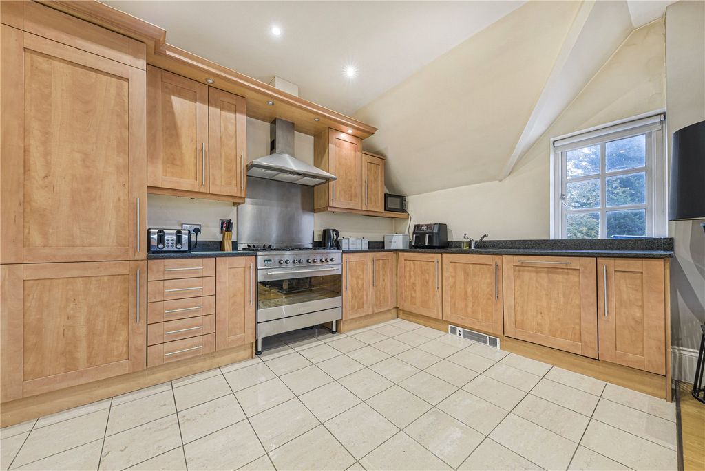 Property photo 2 of 17 Picture No. 08