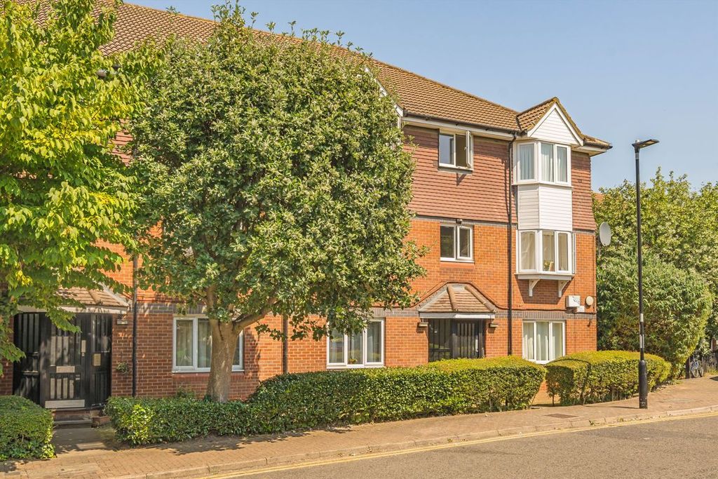 Property photo 1 of 7