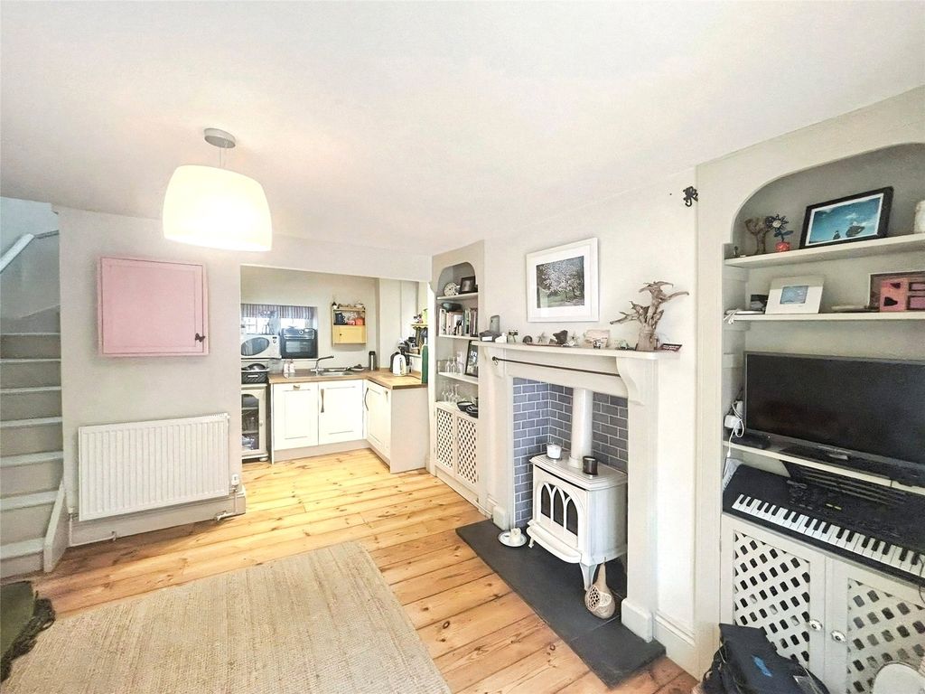 Property photo 2 of 22 Picture No. 31