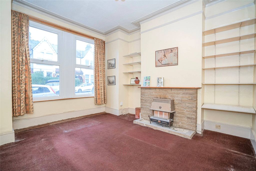 Property photo 3 of 14 Reception A