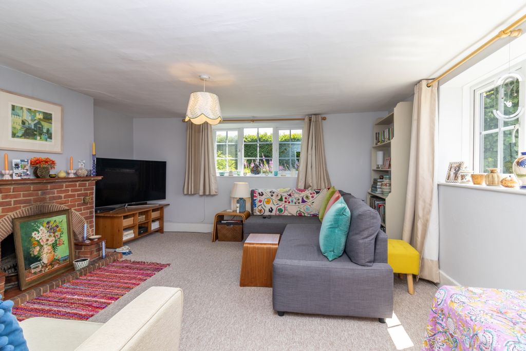 Property photo 2 of 26 Img_4300