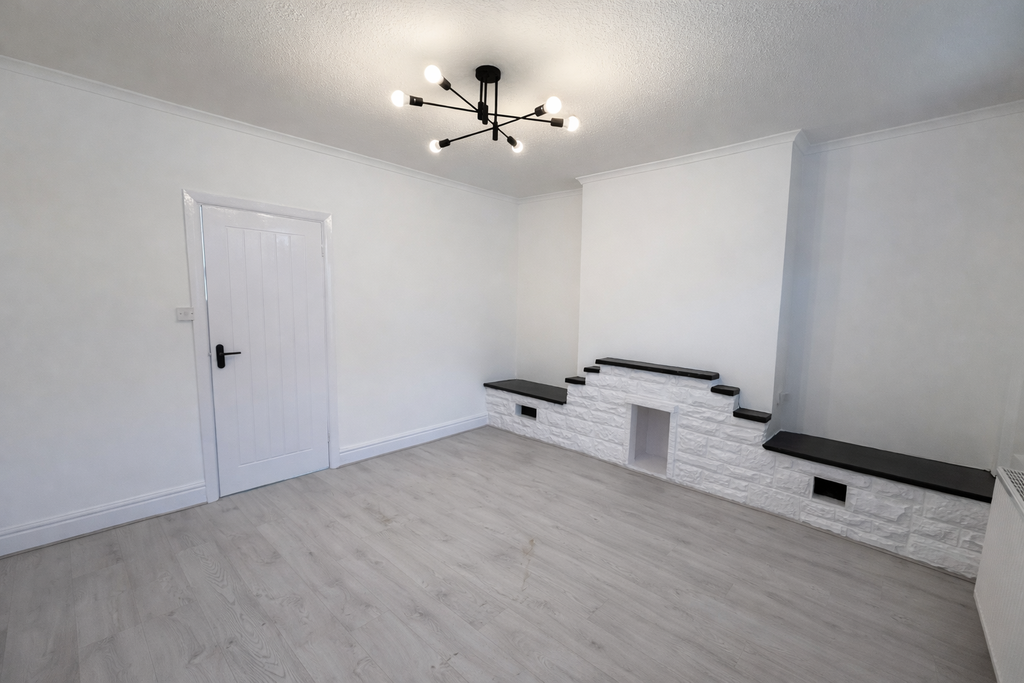 Property photo 3 of 7 Living Room