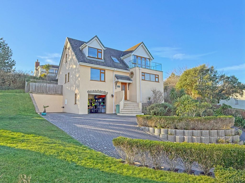 Property photo 1 of 26