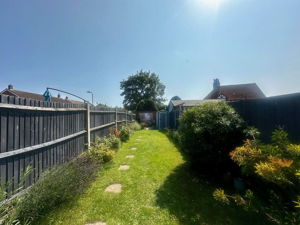 Property photo 3 of 11 Picture No. 10