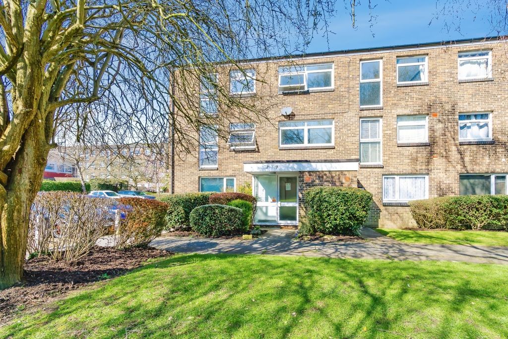 Property photo 1 of 8 Front View