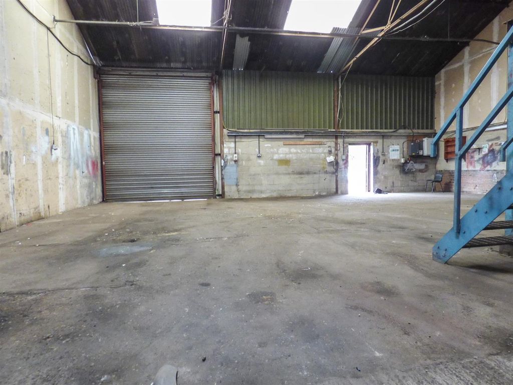 Property photo 3 of 4