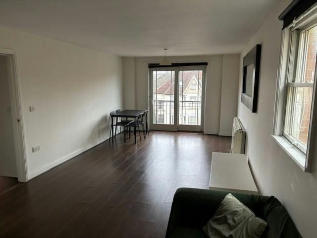 Property photo 2 of 9 18.Jpg