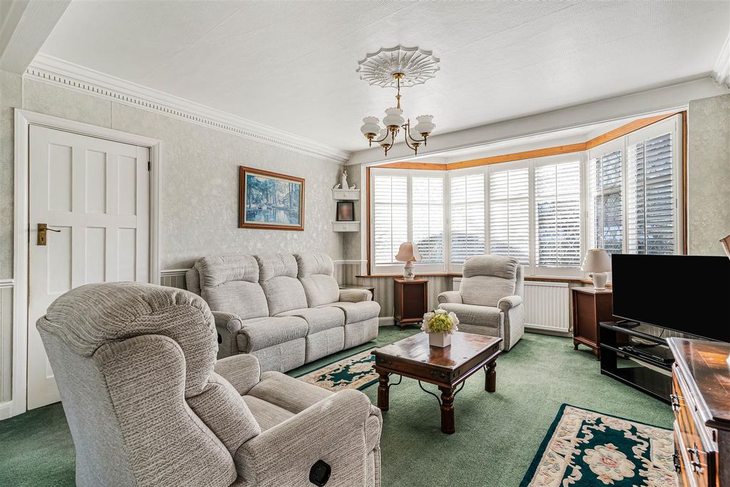 Property photo 2 of 16 3_68755.Jpg