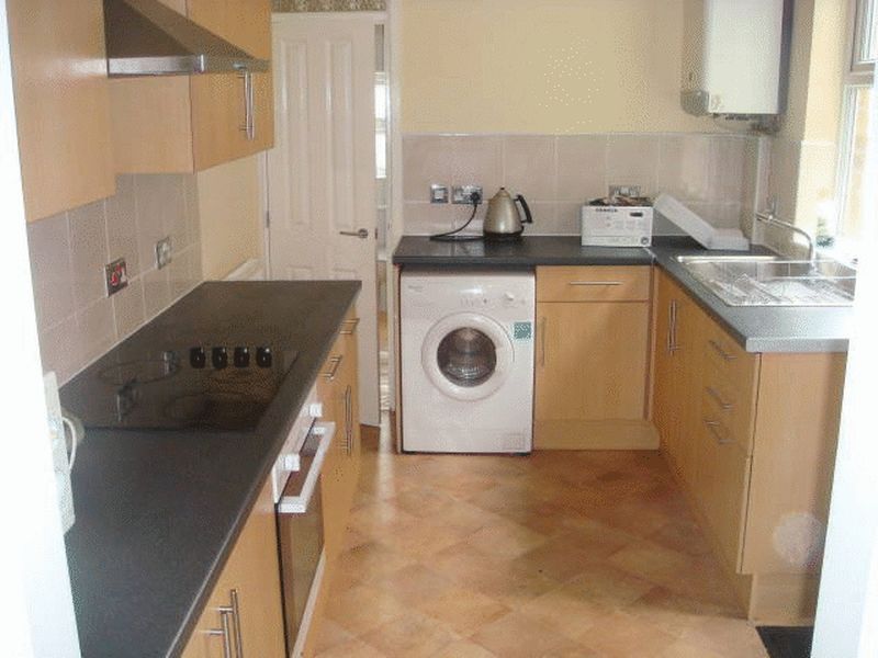 Property photo 1 of 7 Photo 7