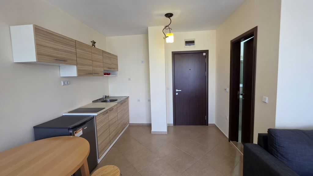 Property photo 3 of 10
