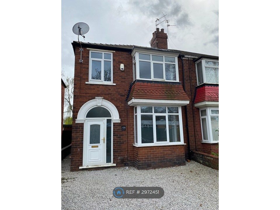 Property photo 1 of 7 House Front