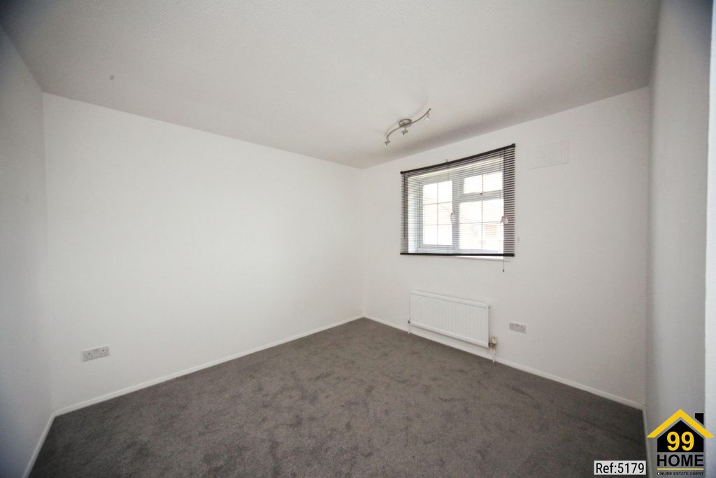 Property photo 2 of 20 Photo 1