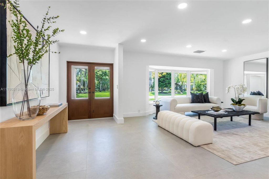 Property photo 3 of 41 <Alttext/>
