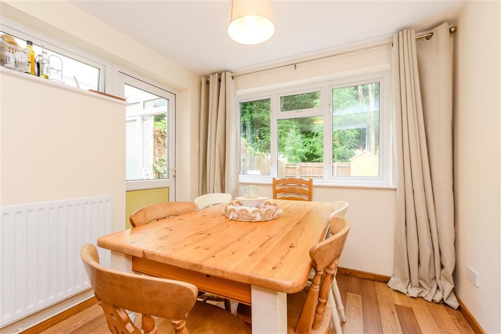 Property photo 2 of 10 Dining Area