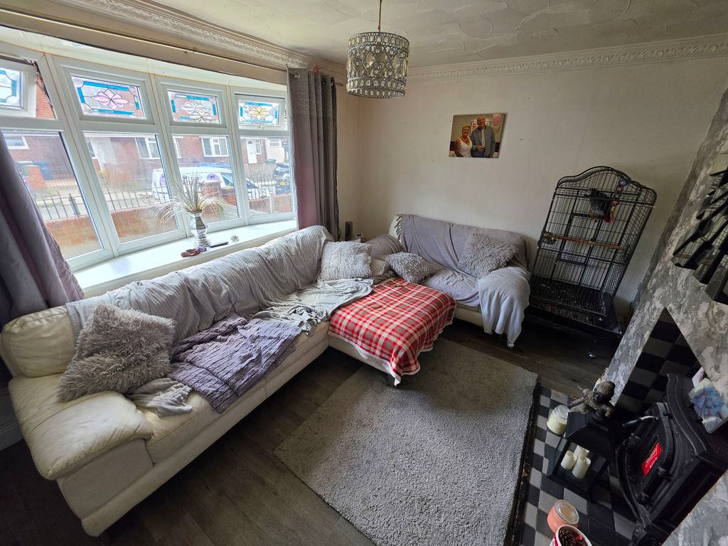 Property photo 2 of 12