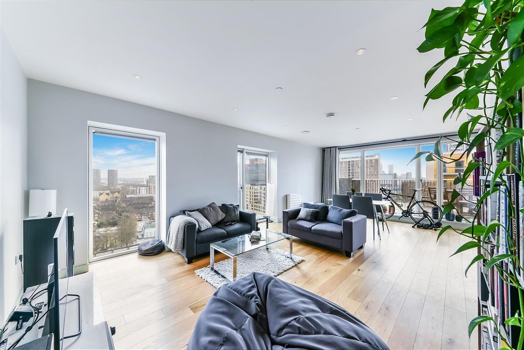 Property photo 3 of 17 Maud Street, 23, 67  (14).Jpg