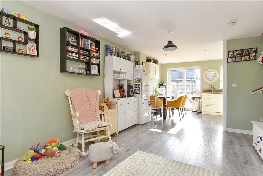 Property photo 1 of 12 Lounge/Dining Area