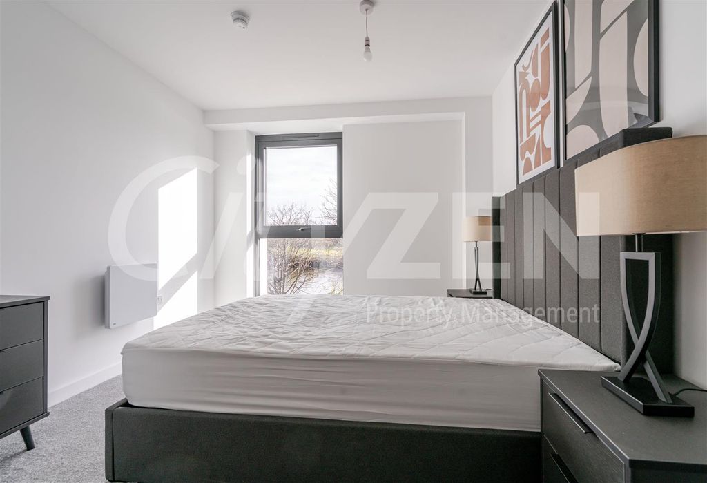 Property photo 3 of 12 Bedroom