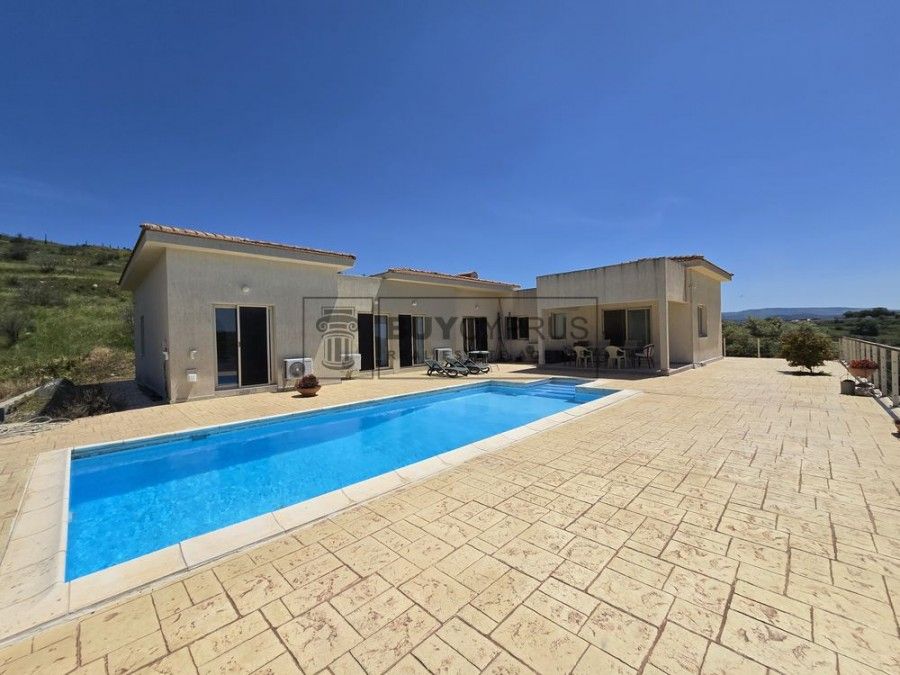 Property photo 1 of 54