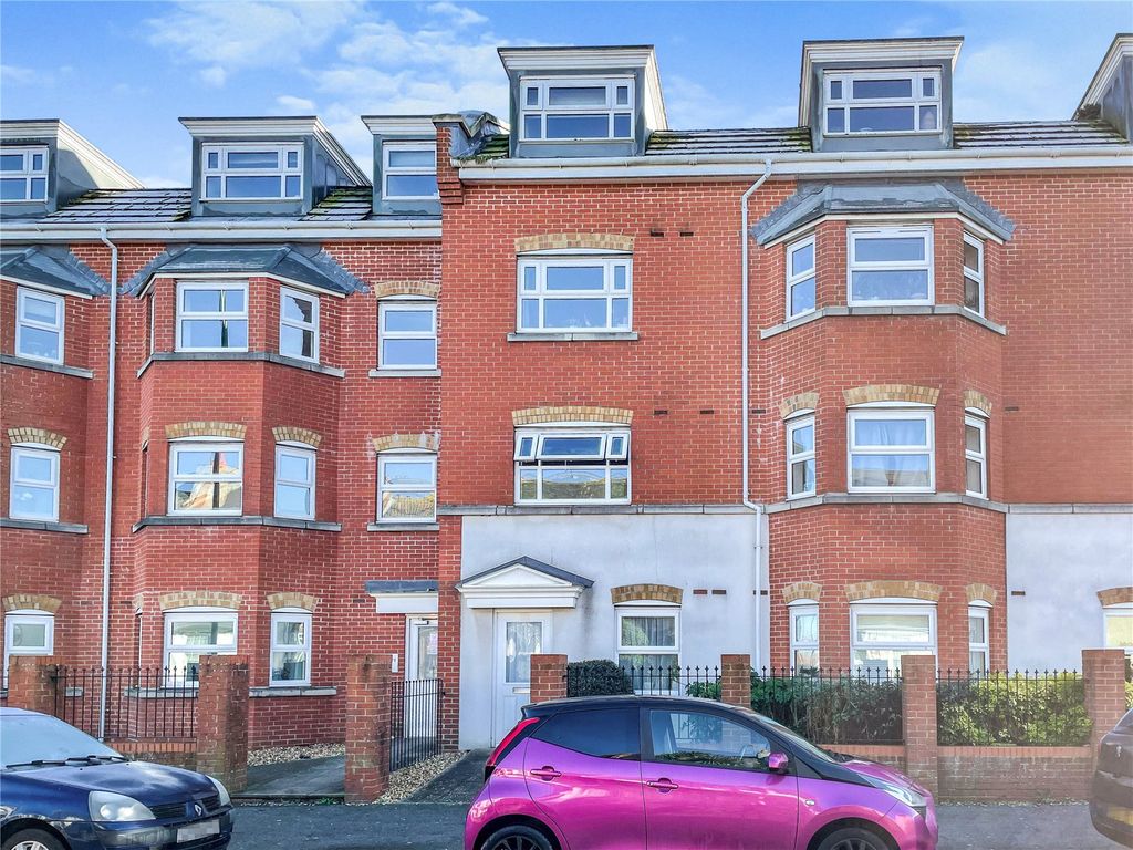 1 bed flat for sale Nyetimber