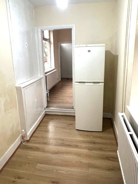 Property photo 3 of 12 Photo 2