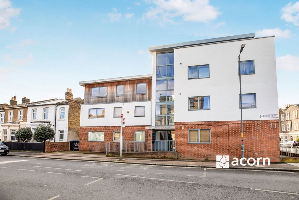 Property photo 3 of 10 F596B7F0-3413-F11...