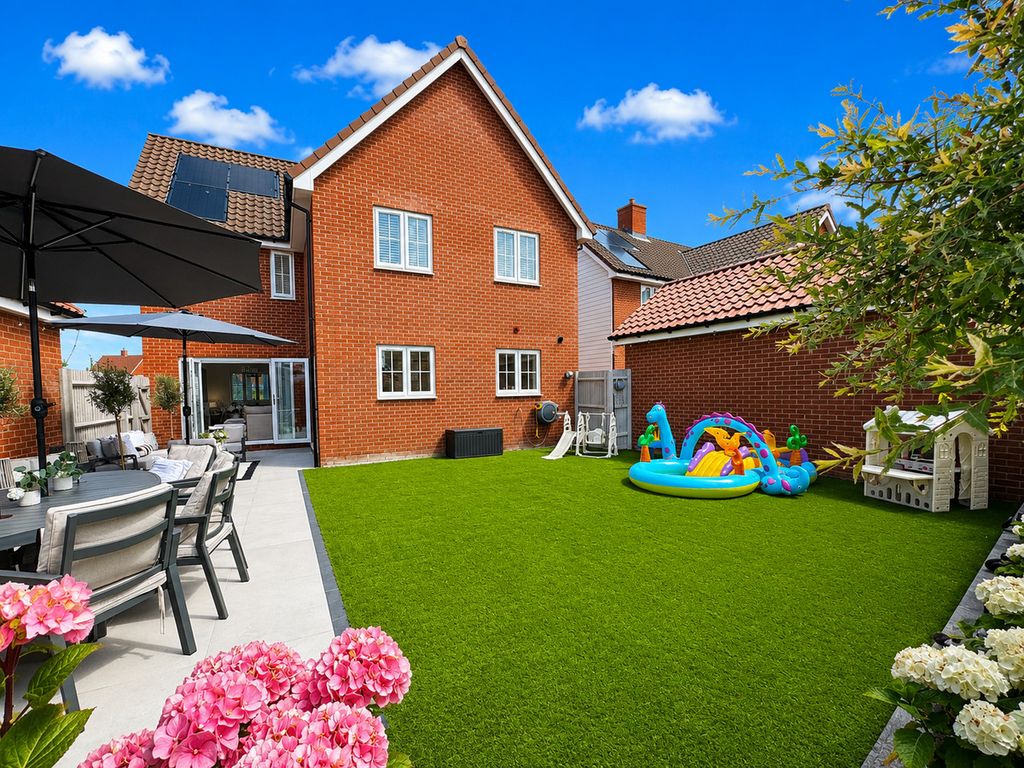 Property photo 2 of 34