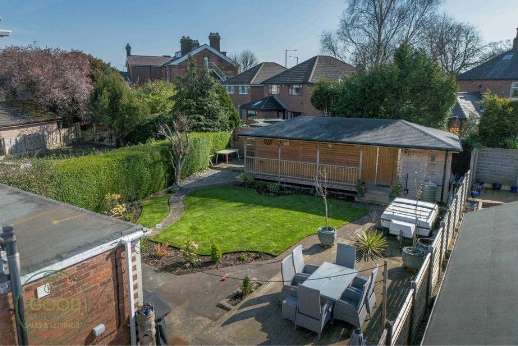 Property photo 2 of 26