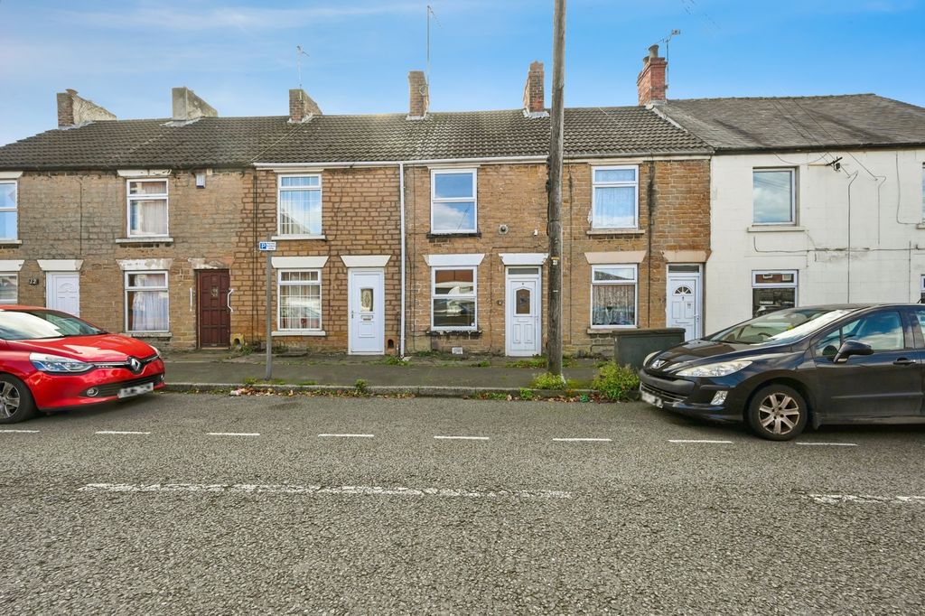 Property photo 1 of 17 Front