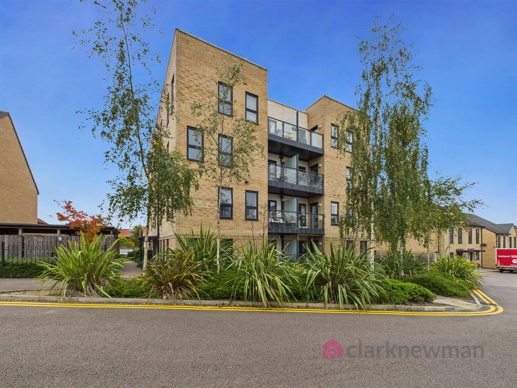 Property photo 1 of 15 Front