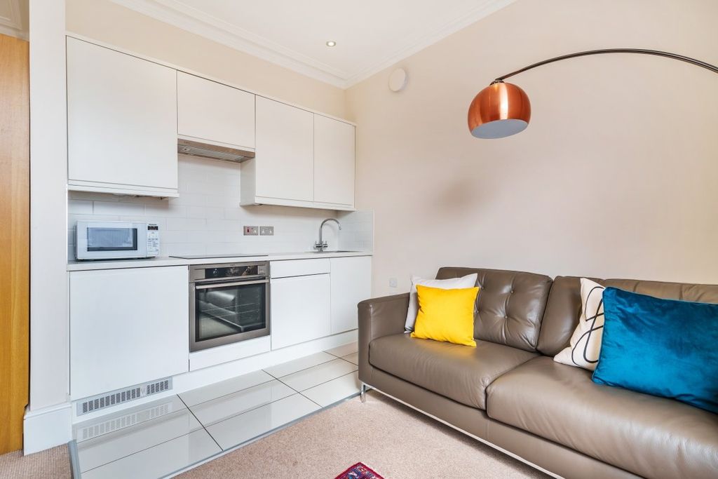 Property photo 2 of 15 970129 (4)