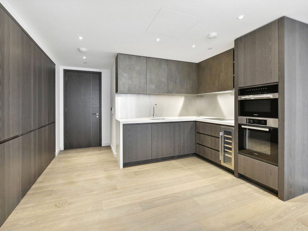 Property photo 3 of 5 Thames City