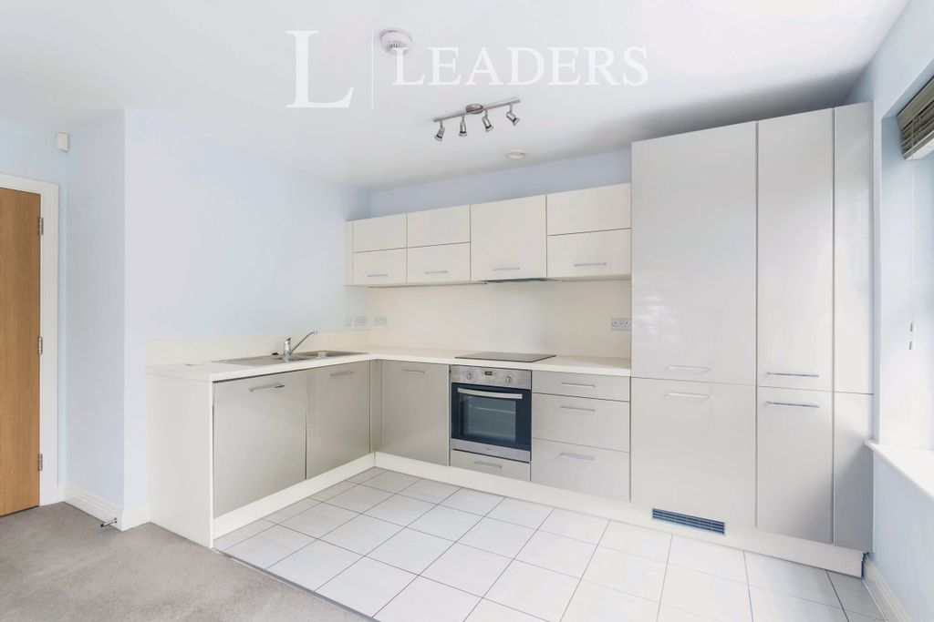 Property photo 1 of 7 473E4832-Ddbd-4254-9